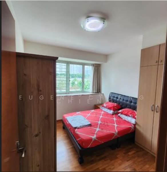 Queens, 10 Stirling Road, 5 Bedrooms, 1,195 sqft, Condominium For Rent, by Eugene Chieng, 500221376 - Bedroom - PropertyGuru.com.sg