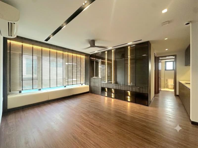 Jalan Jarak, Jalan Jarak, 6 Bedrooms, 5,255 sqft, Semi-Detached House For Sale, by Cindy Sim, 500221381 - Level 2 Family Area - PropertyGuru.com.sg