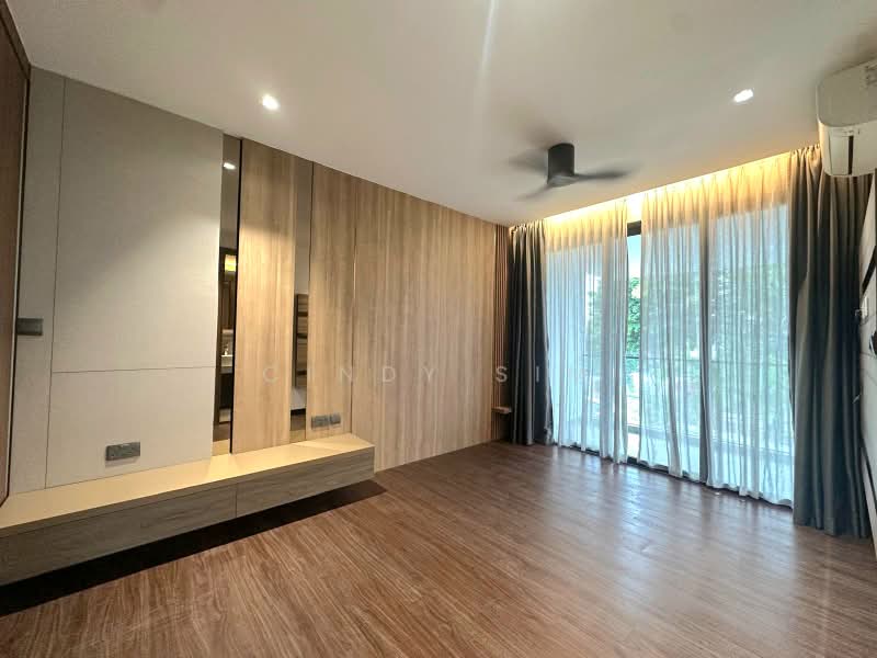 Jalan Jarak, Jalan Jarak, 6 Bedrooms, 5,255 sqft, Semi-Detached House For Sale, by Cindy Sim, 500221381 - Bedroom - PropertyGuru.com.sg