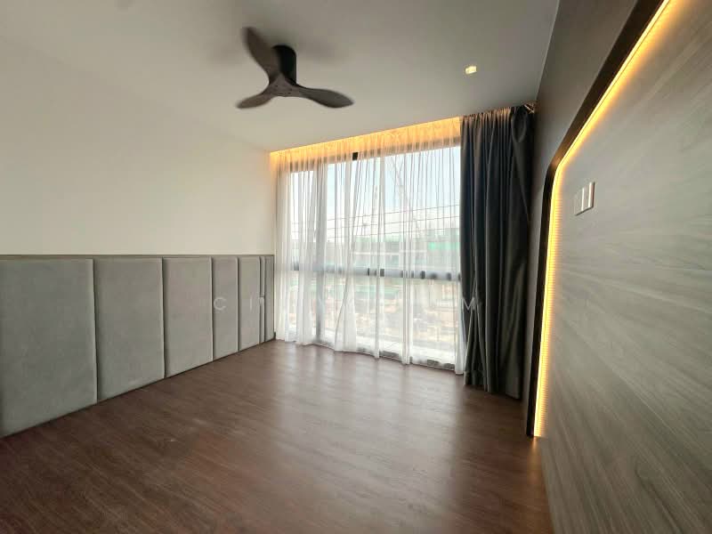 Jalan Jarak, Jalan Jarak, 6 Bedrooms, 5,255 sqft, Semi-Detached House For Sale, by Cindy Sim, 500221381 - Bedroom - PropertyGuru.com.sg