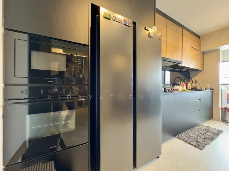 305 Canberra Road, 305 Canberra Road, 3 Bedrooms, 1,517 sqft, HDB Flat For Sale, by Hidayat Zulka, 500221382 - Kitchen - PropertyGuru.com.sg