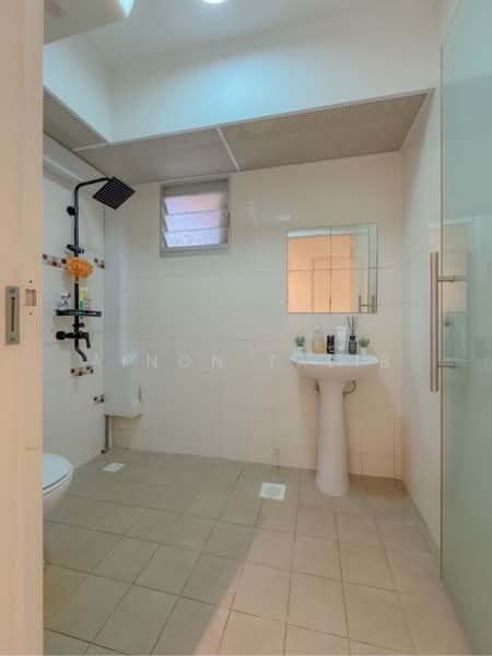 571A Woodlands Avenue 1, 571A Woodlands Avenue 1, 3 Bedrooms, 1,205 sqft, HDB Flat For Sale, by Ainon Talib, 500221386 - PropertyGuru.com.sg