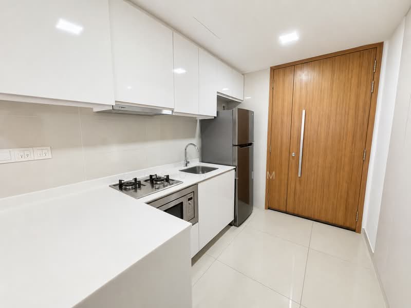 Bedok Residences, 26 Bedok North Drive, 1 Bedroom, 517 sqft, Condominium For Sale, by Cleon Lim, 500221392 - Kitchen - PropertyGuru.com.sg