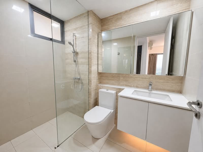 Bedok Residences, 26 Bedok North Drive, 1 Bedroom, 517 sqft, Condominium For Sale, by Cleon Lim, 500221392 - Bathroom - PropertyGuru.com.sg