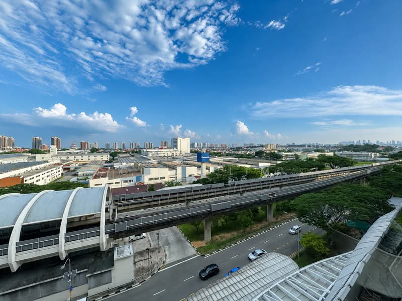 Bedok Residences, 26 Bedok North Drive, 1 Bedroom, 517 sqft, Condominium For Sale, by Cleon Lim, 500221392 - Exterior - PropertyGuru.com.sg