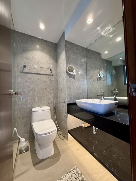 Regentville, 2 Hougang Street 92, 3 Bedrooms, 1,152 sqft, Condominium For Rent, by Liza Huang, 500221395 - Bathroom - PropertyGuru.com.sg