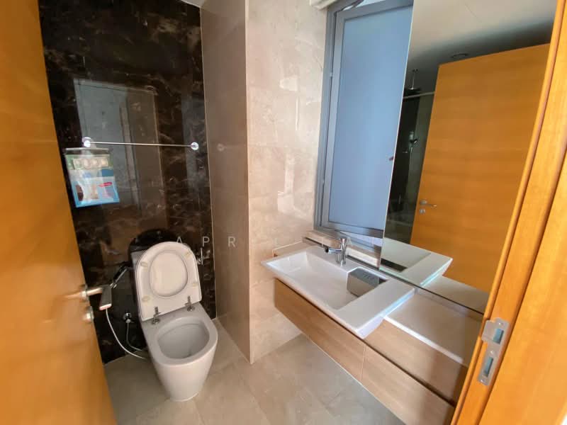 Centro Residences, 1 Ang Mo Kio Avenue 8, 4 Bedrooms, 1,281 sqft, Condominium For Sale, by April Tai, 500221396 - Bathroom - PropertyGuru.com.sg