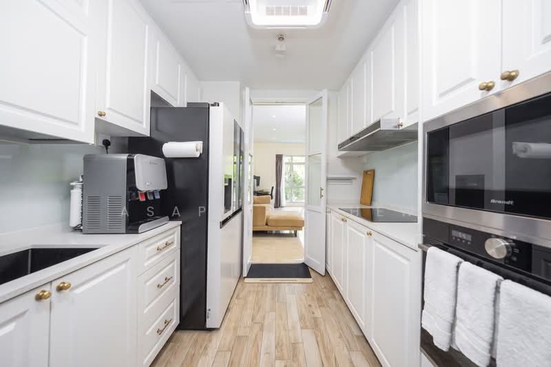 Costa Rhu, 3 Rhu Cross, 2 Bedrooms, 990 sqft, Condominium For Sale, by Asaph Mathew, 500221410 - Kitchen - PropertyGuru.com.sg
