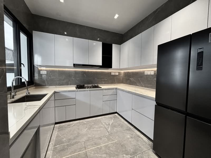 Seletar Hills Estate, Jalan Jarak, 6 Bedrooms, 5,300 sqft, Semi-Detached House For Sale, by Dyan Chang, 500221411 - Kitchen - PropertyGuru.com.sg