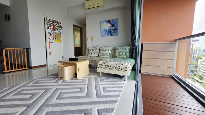 Double Bay Residences, 17B Simei Street 4, 2 Bedrooms, 1,001 sqft, Condominium For Sale, by Michelle Tan, 500221423 - Living Room - PropertyGuru.com.sg