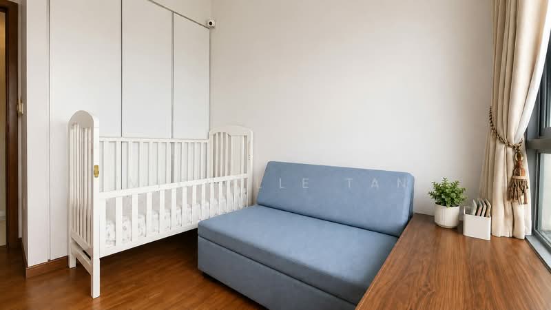 Double Bay Residences, 17B Simei Street 4, 2 Bedrooms, 1,001 sqft, Condominium For Sale, by Michelle Tan, 500221423 - Bedroom - PropertyGuru.com.sg