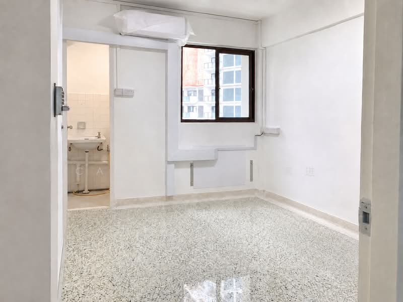 141 Jalan Bukit Merah, 141 Jalan Bukit Merah, 3 Bedrooms, 830 sqft, HDB Flat For Rent, by Casey Koo 古家进, 500221427 - Master Bedroom - PropertyGuru.com.sg
