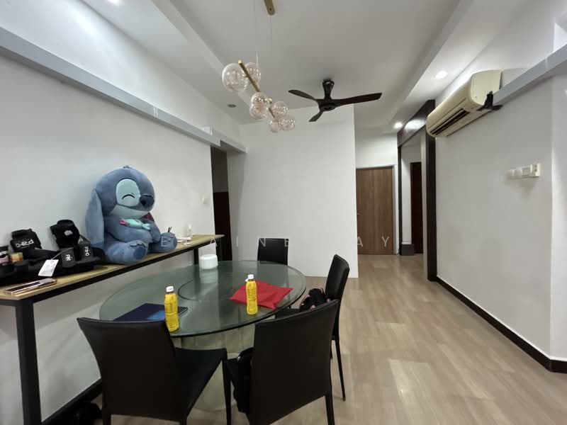 Palm Lodge, 6 Lorong 37 Geylang, Eunos / Geylang / Paya Lebar, Room Rental, 125 sqft, Apartment For Rent, by Elaine Tay, 500221429 - Dining Room - PropertyGuru.com.sg