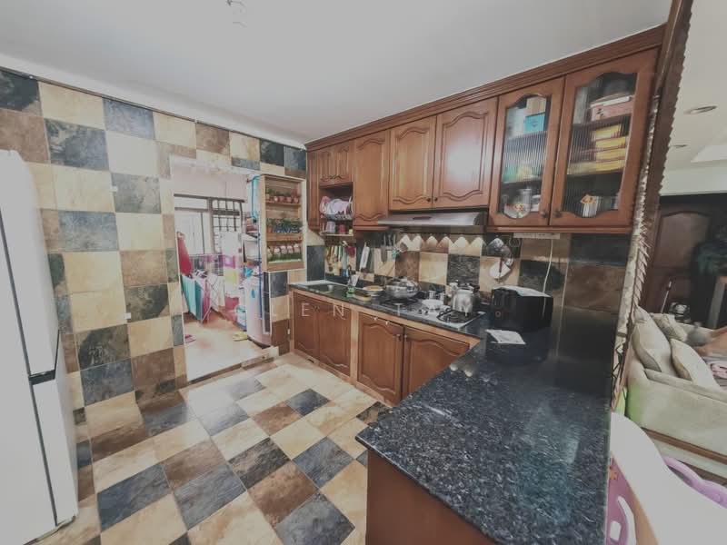 154 Jalan Teck Whye, 154 Jalan Teck Whye, 3 Bedrooms, 1,076 sqft, HDB Flat For Sale, by Glen Tay, 500221430 - Kitchen - PropertyGuru.com.sg