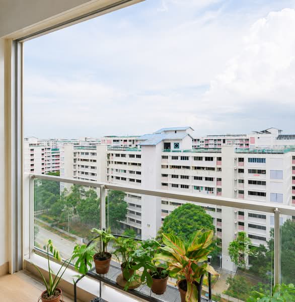 Sea Horizon, 1 Pasir Ris Rise, 2 Bedrooms, 775 sqft, Executive Condominium For Sale, by Delvin Ong, 500221432 - Balcony - PropertyGuru.com.sg