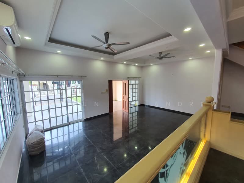 Hock Swee Hill, Begonia Drive, 5 Bedrooms, 3,200 sqft, Semi-Detached House For Rent, by Siyo Jun Jie Andrew, 500221433 - Living Room - PropertyGuru.com.sg