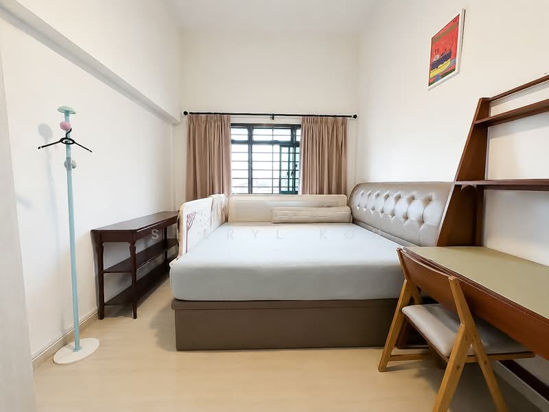684B Jurong West Street 64, 684B Jurong West Street 64, 3 Bedrooms, 1,195 sqft, HDB Flat For Sale, by Sheryl Koh, 500221448 - Master Bedroom - PropertyGuru.com.sg