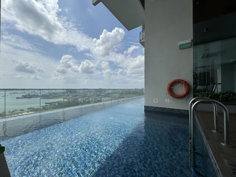 Seahill, 119 West Coast Crescent, 1 Bedroom, 710 sqft, Condominium For Sale, by Sindric Goh, 500221453 - Pool - PropertyGuru.com.sg