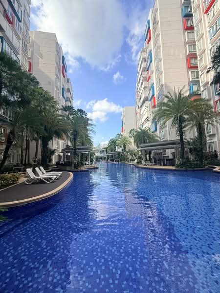 Mi Casa, 315 Choa Chu Kang Avenue 3, 3 Bedrooms, 1,302 sqft, Condominium For Sale, by Clarence Lim, 500221455 - pool - PropertyGuru.com.sg