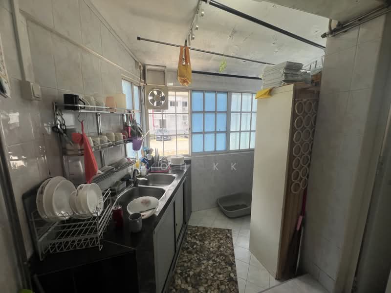 774 Yishun Avenue 3, 774 Yishun Avenue 3, 3 Bedrooms, 958 sqft, HDB Flat For Sale, by Koh KK, 500221462 - Kitchen - PropertyGuru.com.sg