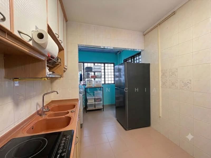 226A Compassvale Walk, 226A Compassvale Walk, 3 Bedrooms, 1,098 sqft, HDB Flat For Sale, by Jocelyn Chia, 500221472 - Kitchen-Al decluttered - PropertyGuru.com.sg