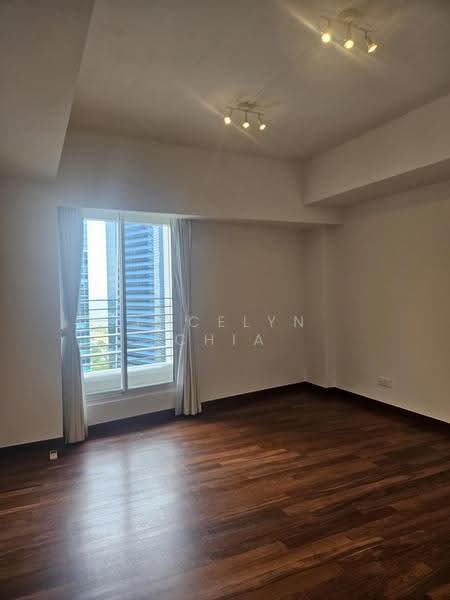 The Sail @ Marina Bay, 6 Marina Boulevard, Boat Quay / Raffles Place / Marina, 4 Bedrooms, 2,099 sqft, Condominium For Sale, by Jocelyn Chia, 500221472 - Living Room - PropertyGuru.com.sg