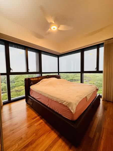Seaside Residences, 12 Siglap Link, 3 Bedrooms, 1,259 sqft, Apartment For Sale, by Titan Tan 陈忠华, 500221475 - Bedroom - PropertyGuru.com.sg