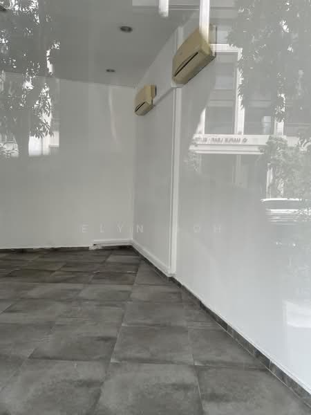 Suites 123, Rangoon Road, 398 sqft, Shop / Shophouse For Rent, by Elyn Goh, 500221490 - Interior - CommercialGuru.com.sg