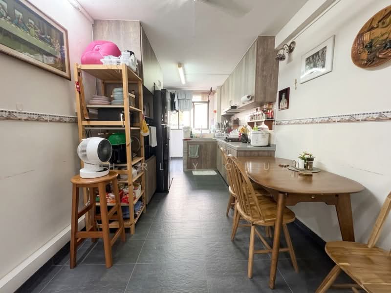 123 Bedok Reservoir Road, 123 Bedok Reservoir Road, 3 Bedrooms, 904 sqft, HDB Flat For Sale, by Shirley Chua, 500221491 - Kitchen - PropertyGuru.com.sg