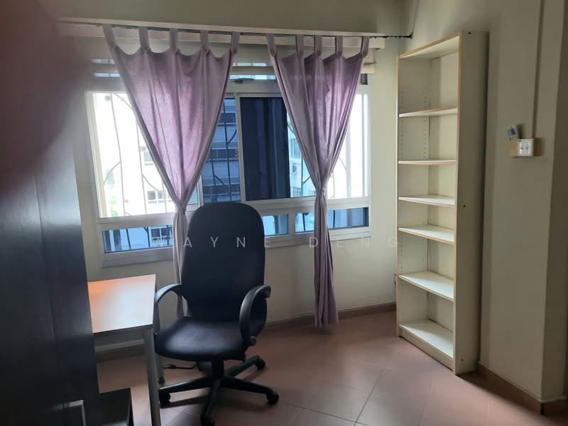 243 Pasir Ris Street 21, 243 Pasir Ris Street 21, Room Rental, 120 sqft, HDB Flat For Rent, by Wayne Deng, 500221495 - Study - PropertyGuru.com.sg