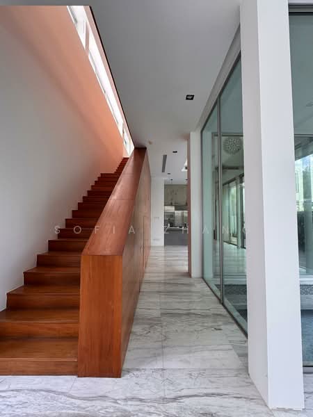 Designer Renovated Bungalow with Pool at Duchess Rd - 6B7B plus Helper room, Duchess Road, 6 Bedrooms, 6,000 sqft, Detached House For Rent, by Sofia Zhang, 500221505 - Interior - PropertyGuru.com.sg