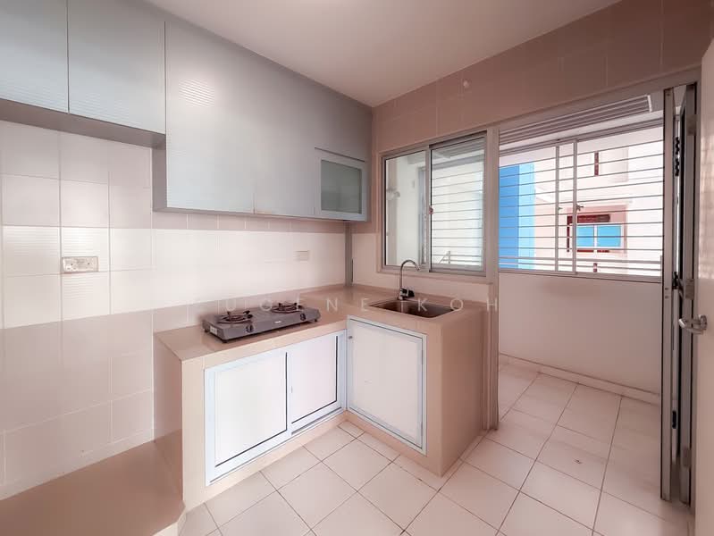 38C Bendemeer Road, 38C Bendemeer Road, 2 Bedrooms, 743 sqft, HDB Flat For Sale, by Eugene Koh, 500221508 - Kitchen - PropertyGuru.com.sg