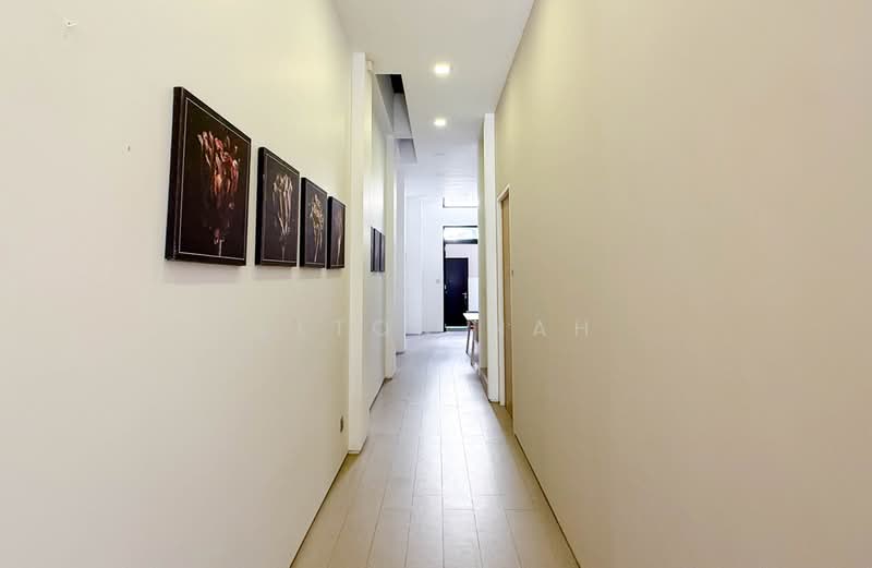 3 Storey Landed in D15!, Burnfoot Terrace, 8 Bedrooms, 2,900 sqft, Terraced House For Sale, by Alton Nah, 500221516 - Corridor - PropertyGuru.com.sg