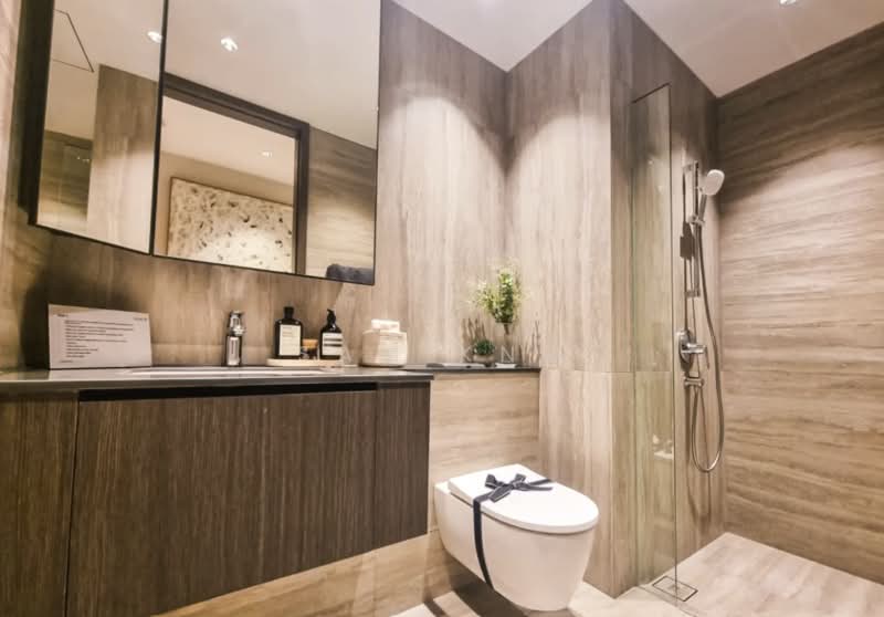 Sora, 73/74/76/78 Yuan Ching Road, 3 Bedrooms, 1,098 sqft, Condominium For Sale, by Sam Kng, 500221522 - Bathroom - PropertyGuru.com.sg
