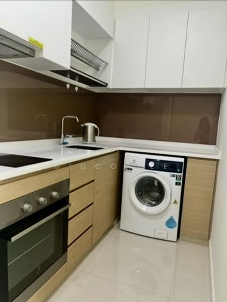Treasure at Tampines, 55 Tampines Lane, 2 Bedrooms, 678 sqft, Condominium For Sale, by Midco Tee, 500221527 - Kitchen - PropertyGuru.com.sg