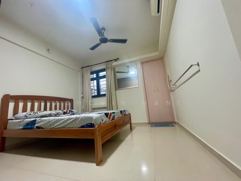 530 Jurong West Street 52, 530 Jurong West Street 52, 2 Bedrooms, 731 sqft, HDB Flat For Sale, by Ashcvin Mani, 500221532 - Bedroom - PropertyGuru.com.sg