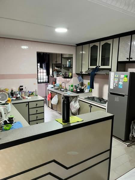 243 Bishan Street 22, 243 Bishan Street 22, 3 Bedrooms, 1,130 sqft, HDB Flat For Rent, by Baron Tan 陈鼎超, 500221535 - Kitchen - PropertyGuru.com.sg