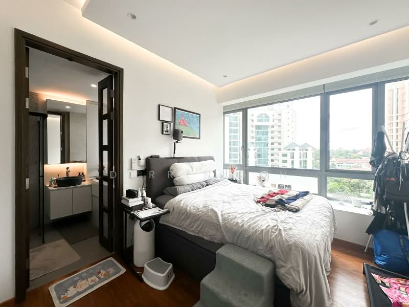 Ascentia Sky, 1 Alexandra View, 2 Bedrooms, 947 sqft, Apartment For Rent, by Darren Goh, 500221539 - Master Bedroom - PropertyGuru.com.sg