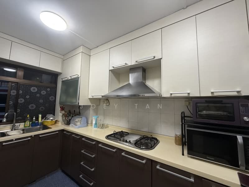 Blk 191 Bukit Batok west ave 6, Blk 191 Bukit Batok west ave 6, 4 Bedrooms, 1,292 sqft, HDB Flat For Sale, by Joey Tan, 500221545 - Kitchen - PropertyGuru.com.sg