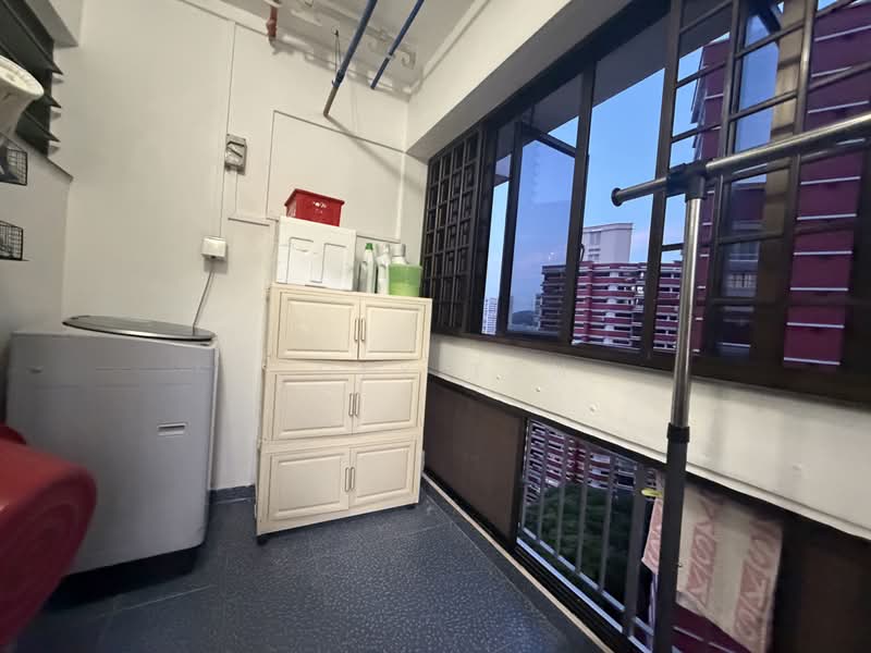 Blk 191 Bukit Batok west ave 6, Blk 191 Bukit Batok west ave 6, 4 Bedrooms, 1,292 sqft, HDB Flat For Sale, by Joey Tan, 500221545 - Balcony - PropertyGuru.com.sg