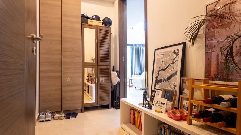 Amber Skye, 8 Amber Road, 2 Bedrooms, 1,216 sqft, Apartment For Sale, by Arthur Lim, 500221547 - Private Lift Lobby - PropertyGuru.com.sg