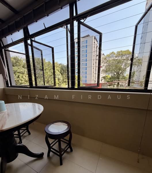 721 Bedok Reservoir Road, 721 Bedok Reservoir Road, 3 Bedrooms, 1,592 sqft, HDB Flat For Sale, by Nizam Firdaus, 500221548 - Balcony - PropertyGuru.com.sg