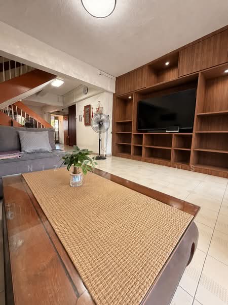 721 Bedok Reservoir Road, 721 Bedok Reservoir Road, 3 Bedrooms, 1,592 sqft, HDB Flat For Sale, by Nizam Firdaus, 500221548 - Living Room - PropertyGuru.com.sg