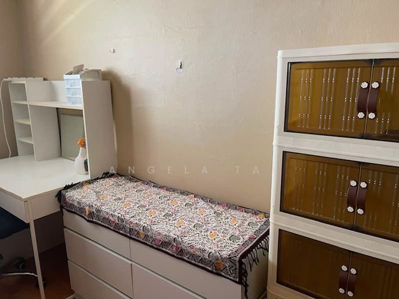 150 Ang Mo Kio Avenue 5, 150 Ang Mo Kio Avenue 5, Room Rental, 150 sqft, HDB Flat For Rent, by Angela Tay, 500221555 - Study - PropertyGuru.com.sg