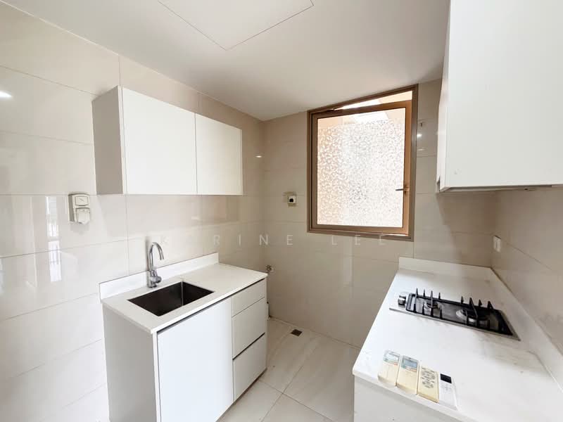 The Vales, 79 Anchorvale Crescent, 2 Bedrooms, 753 sqft, Condominium For Rent, by Karine Lee, 500221556 - Kitchen - PropertyGuru.com.sg