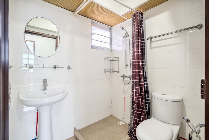 70B Telok Blangah Heights, 70B Telok Blangah Heights, 3 Bedrooms, 1,001 sqft, HDB Flat For Sale, by Serence Playford, 500221557 - Bathroom - PropertyGuru.com.sg