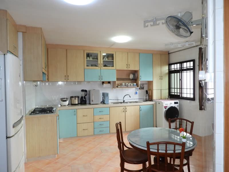 251 Compassvale Street, 251 Compassvale Street, 3 Bedrooms, 1,248 sqft, HDB Flat For Sale, by William Chan, 500221570 - Kitchen - PropertyGuru.com.sg