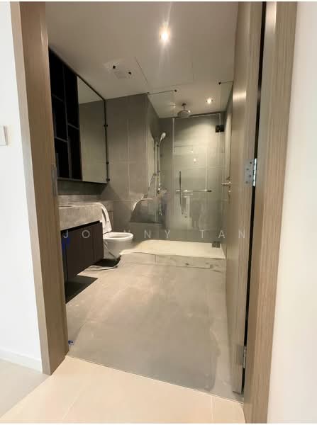 Verticus, 5 Jalan Kemaman, 1 Bedroom, 463 sqft, Condominium For Rent, by Johnny Tan, 500221574 - Bathroom - PropertyGuru.com.sg