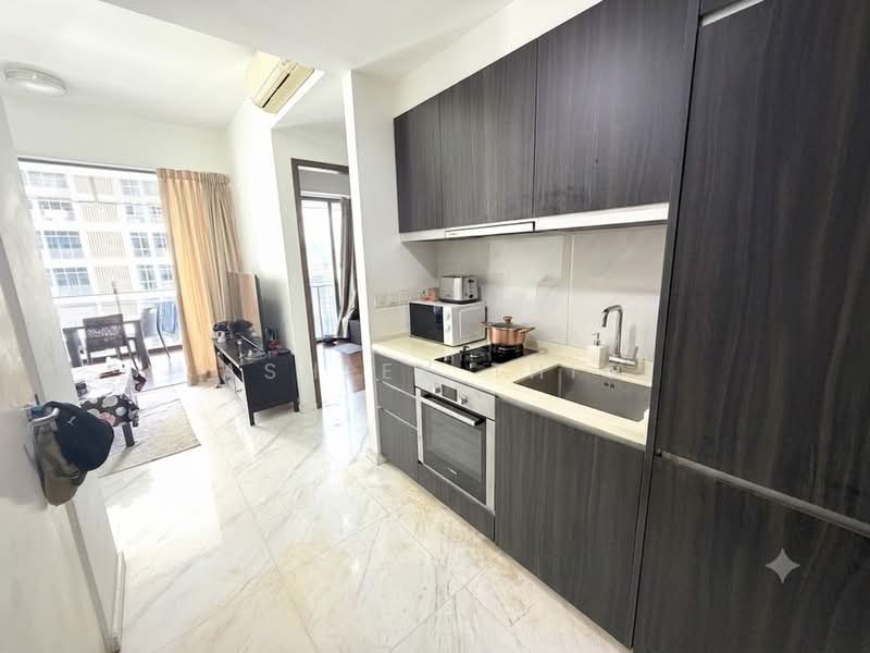 Spottiswoode 18, 18 Spottiswoode Park Road, 2 Bedrooms, 657 sqft, Condominium For Rent, by Ashley Thio, 500221575 - Kitchen - PropertyGuru.com.sg