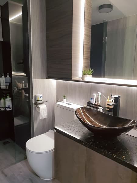 The Terrace, 88 Edgedale Plains, 3 Bedrooms, 1,001 sqft, Executive Condominium For Sale, by Tony Kwek, 500221584 - Bathroom - PropertyGuru.com.sg